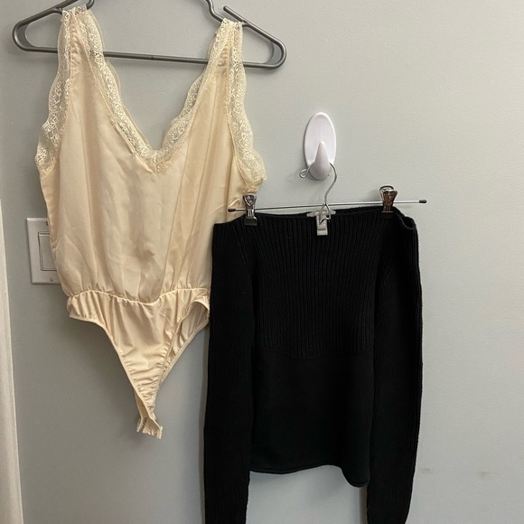 Brands include: PINK, urban outfitters, garage, and H&M - Picture 8 of 9